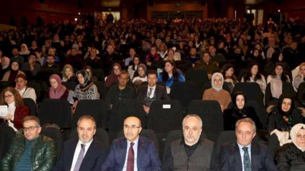 Bursa'da aday öğretmenlerin eğitimi tamamlandı