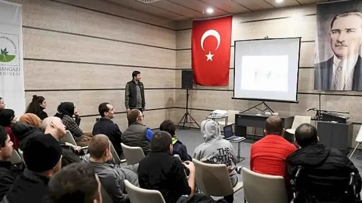 Osmangazi'de engelsiz fotoğraf atölyesi