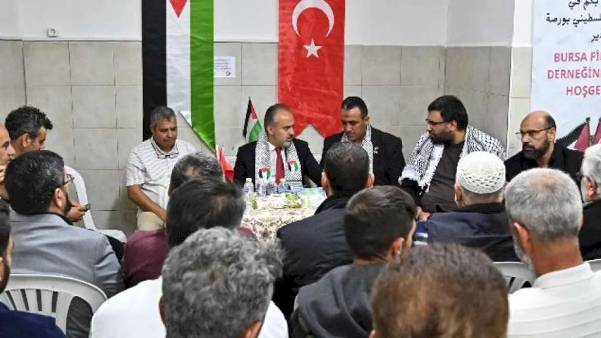 Soykırımı Bursa’dan takip eden Filistinliler feryat etti