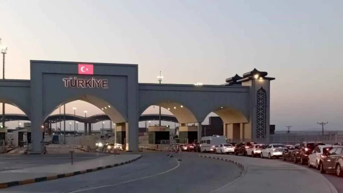 Sınır kapılarından çıkışlar 3'e katlandı!