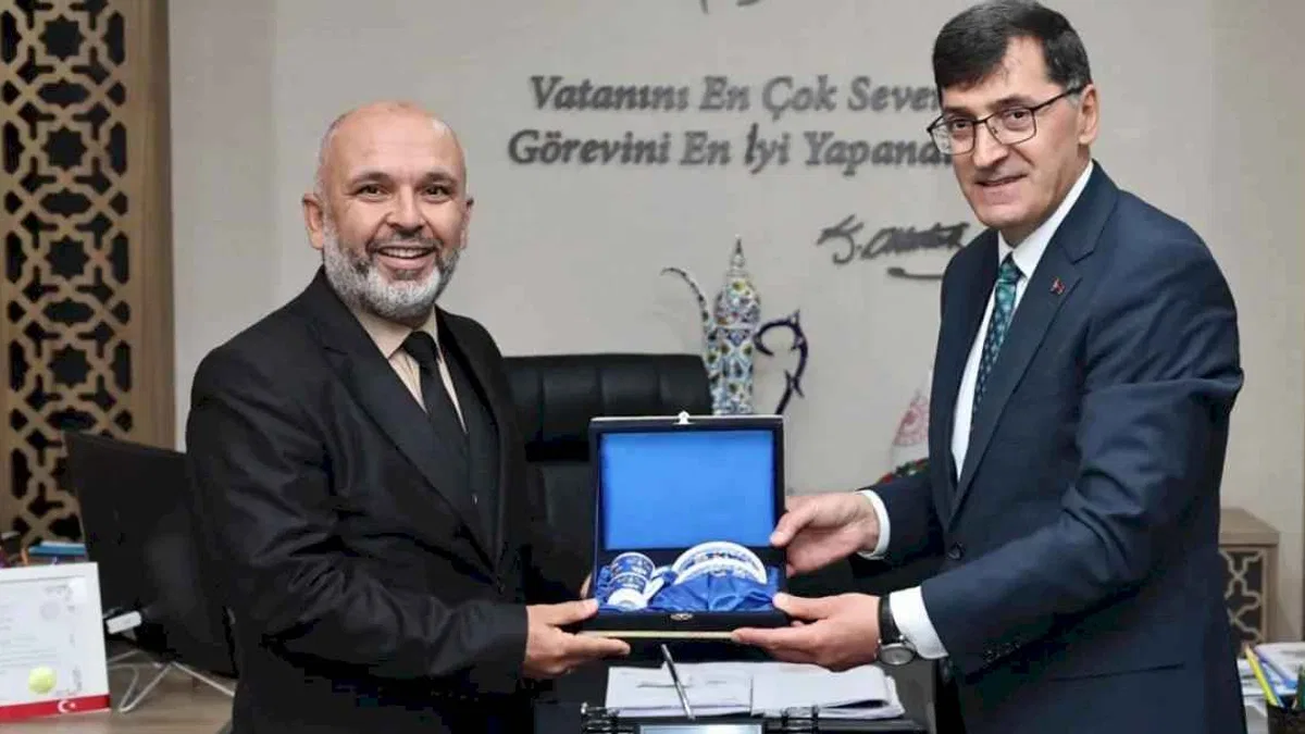 Kütahya'da Başkan Kahveci'den Müdür Ünal'a turistik ziyaret