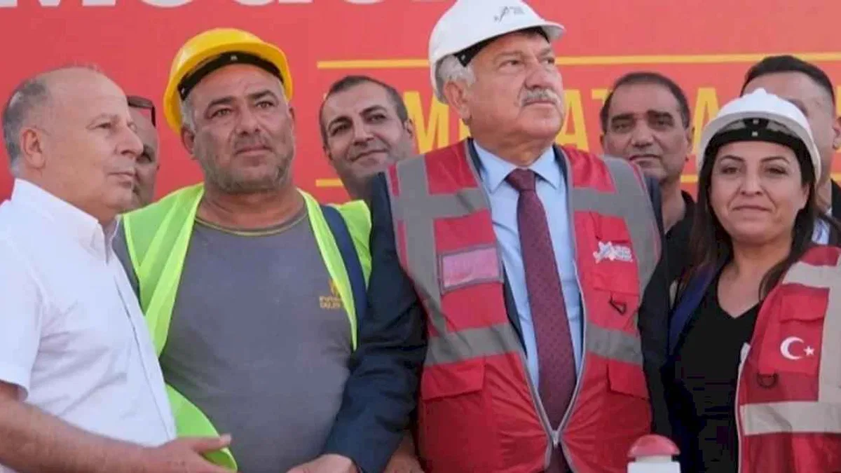 Adana Şehir Hastanesi'ne 'yürüyen' hizmet
