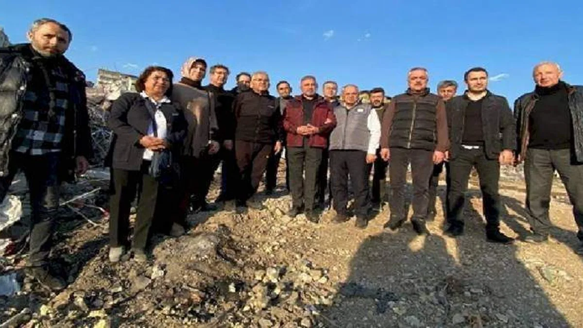 Kayseri meclisinden depremzedelere ziyaret