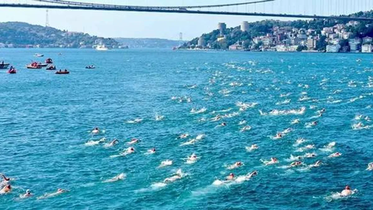 Kıtalararası tek yüzme yarışına İstanbul Büyükşehir'den tam destek