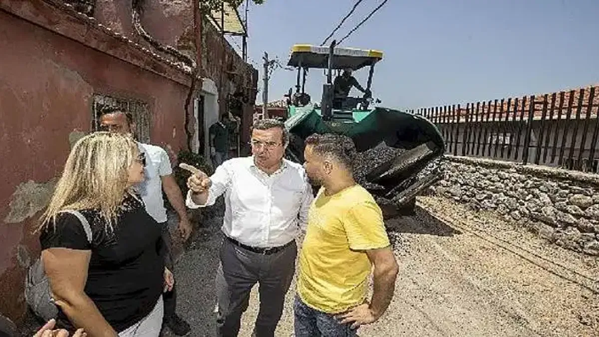 Konak'ın yollarına 4 buçuk yılda 50 bin ton asfalt