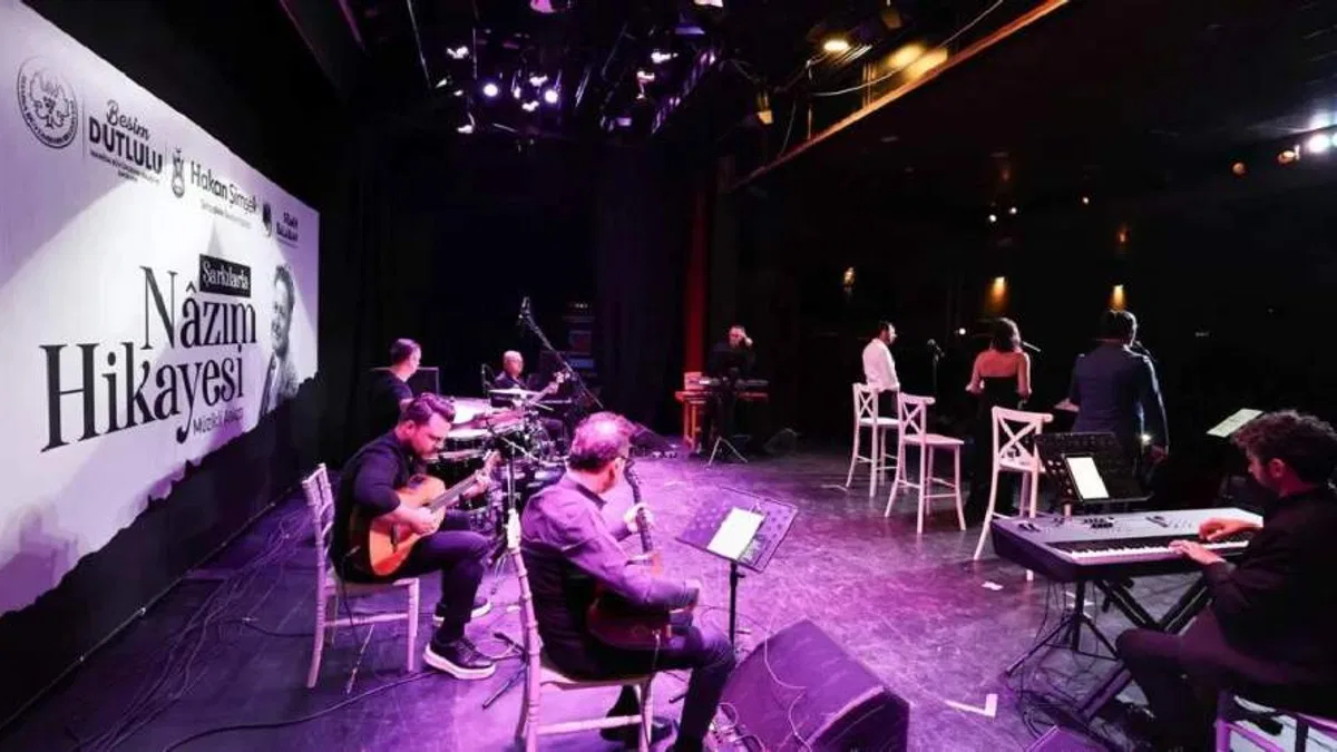 Manisa’da Nâzım Hikmet şiirler ve şarkılarla anıldı