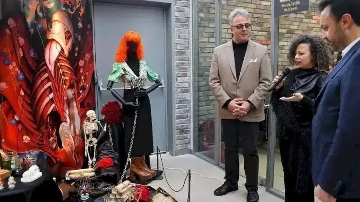 Moda Akademisi'nde emekler sergiyle taçlandı