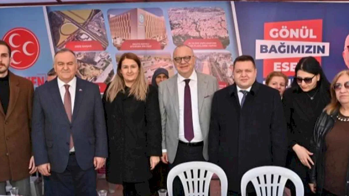 Başkan Ergün'den seçim standına ziyaret