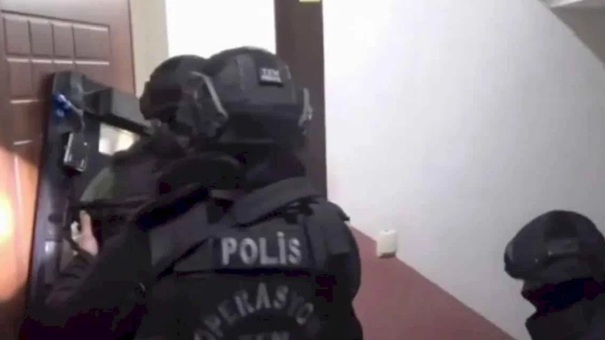 İstanbul'da DEAŞ'a 13 gözaltı!