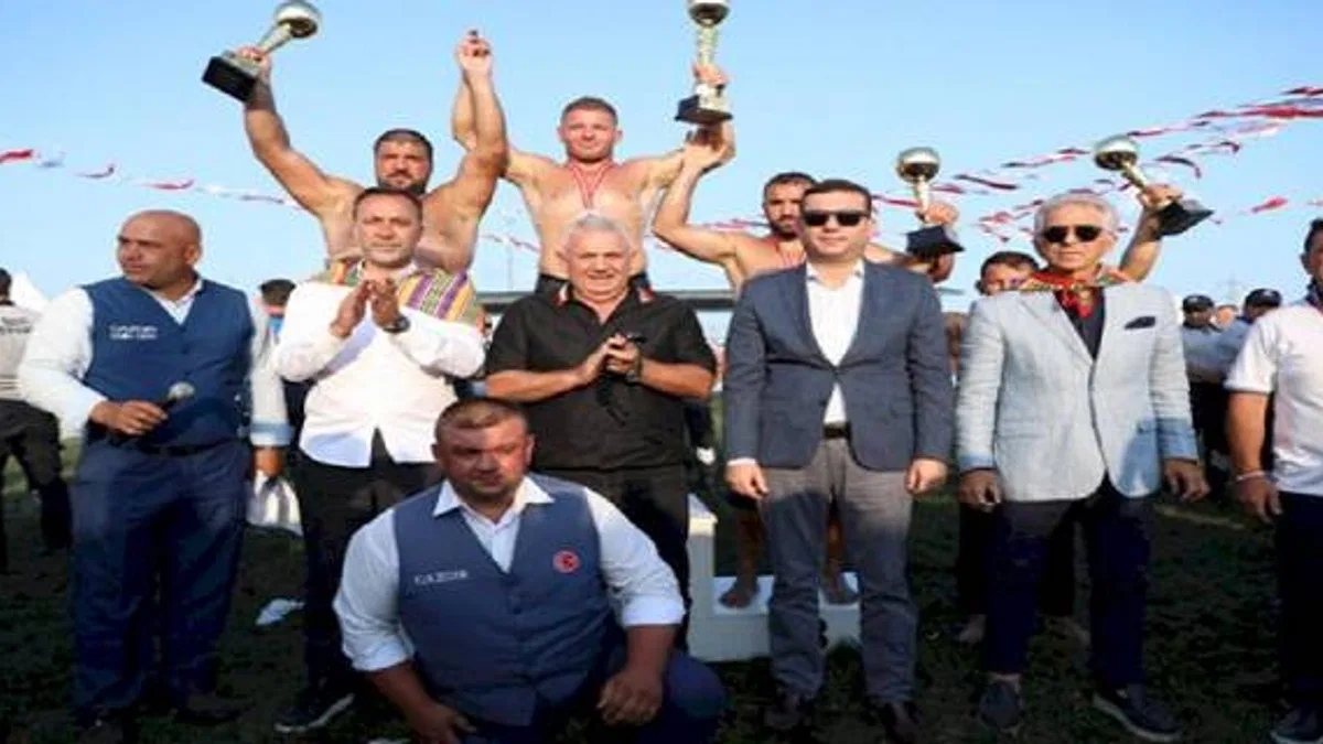 Silivri'nin er meydanı Kırkpınar'ı aratmadı