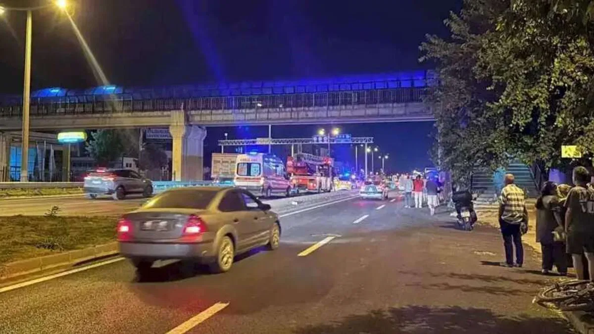 Köprü üzerine çıkan kişi ekipleri harekete geçirdi