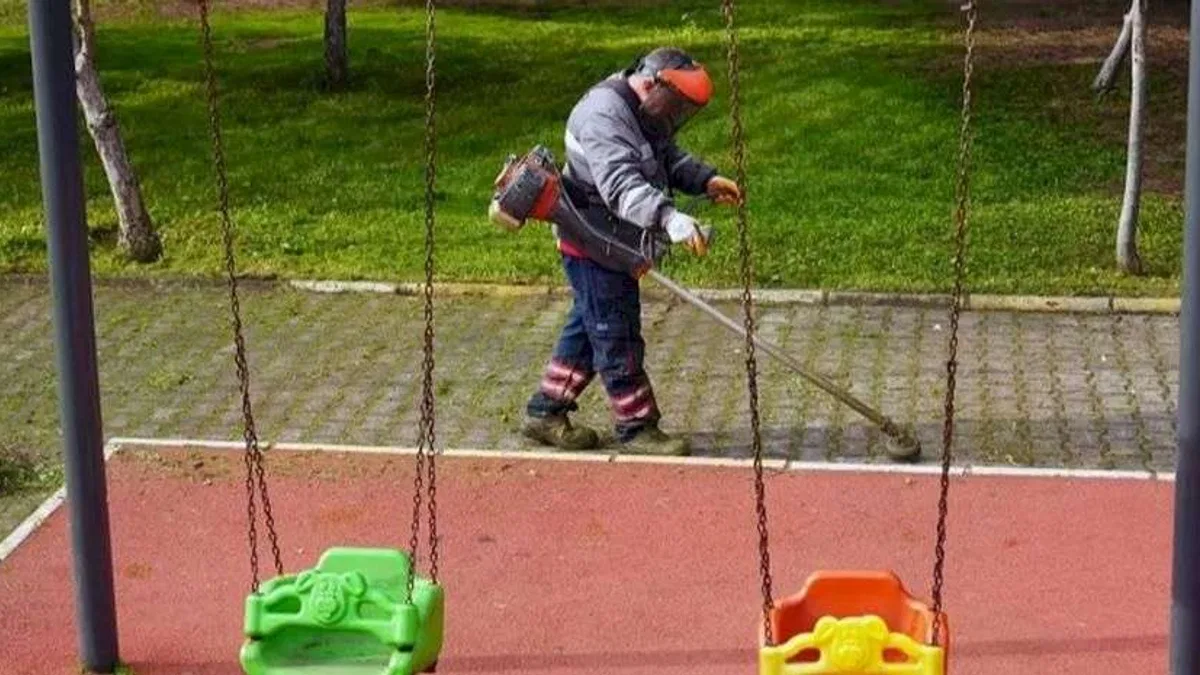 İstanbul Maltepe'de parklar bayrama hazırlanıyor