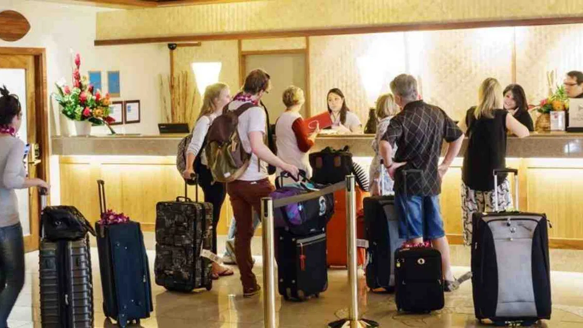 Türkiye 2025’in İlk Yarısında 25 Milyondan Fazla Turist Ağırladı