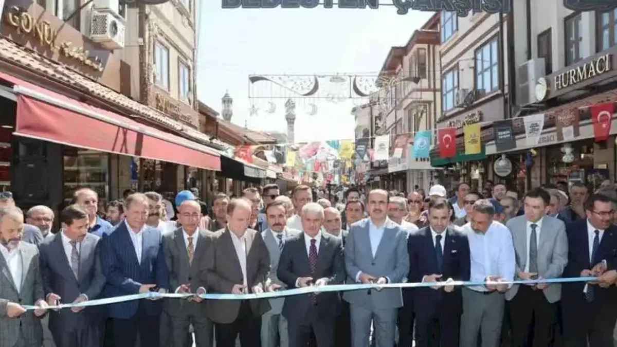 Konya’da “Tarihi Bedesten Alışveriş Günleri” başladı
