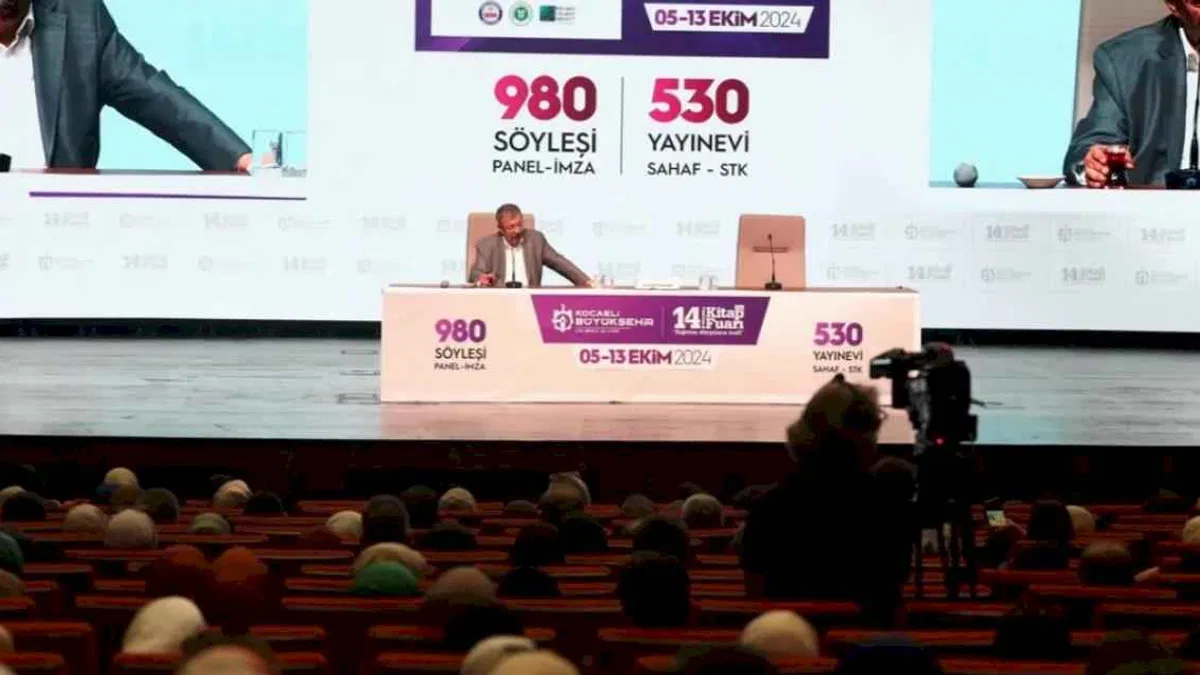 Kocaeli Kitap Fuarı entelektüel isimleri ağırladı