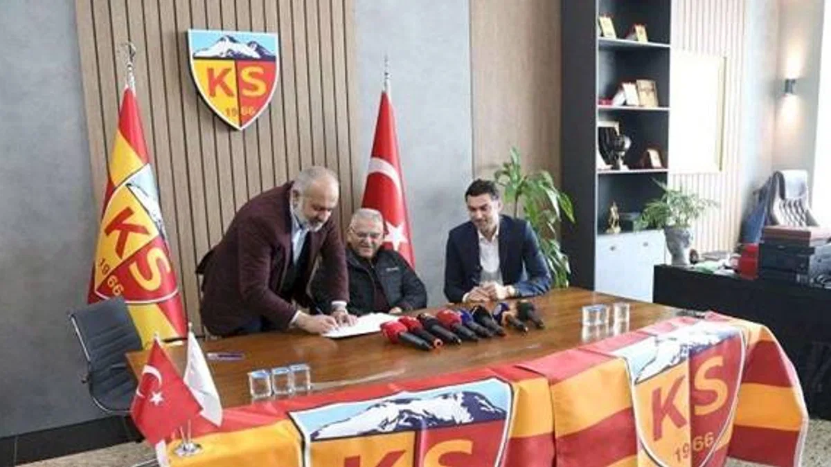 Başkan Büyükkılıç: "Kayserispor bizim bir değerimiz, bir markamız"