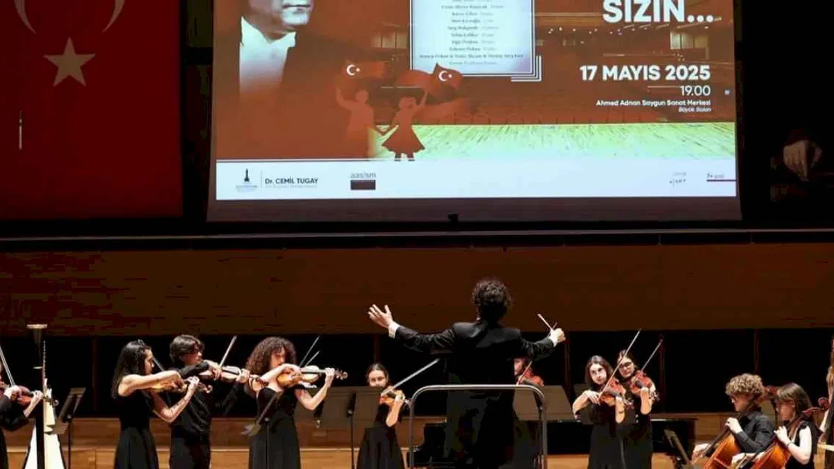 AASSM’de sahne İzmirli gençlerin