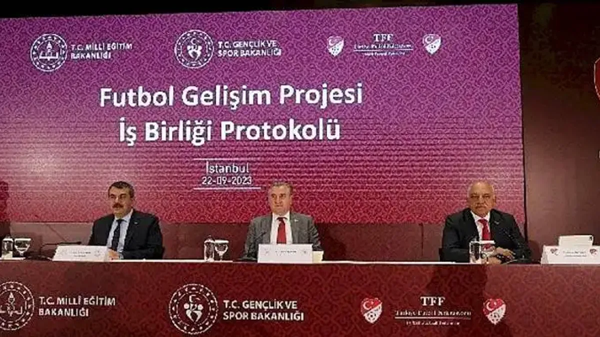 Futbol Gelişim Projesi İş Birliği Protokolü İmzalandı