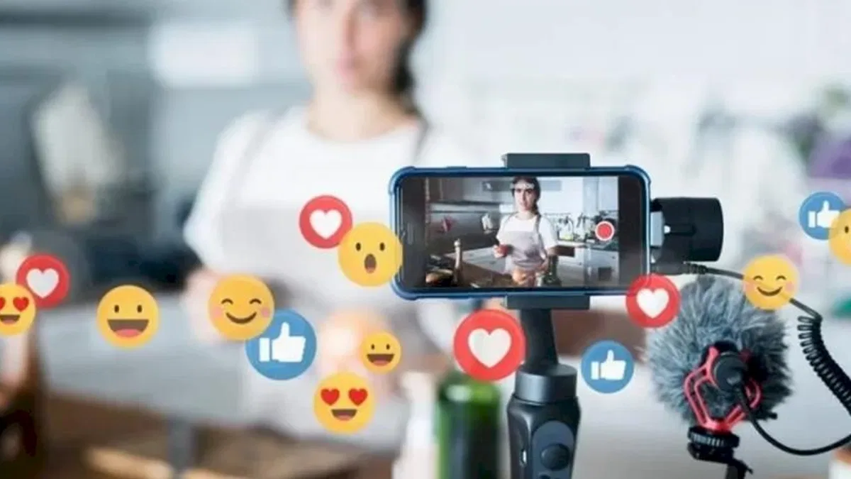 Etkileyicilere tüketici hakları ve reklam mevzuatı anlatıldı