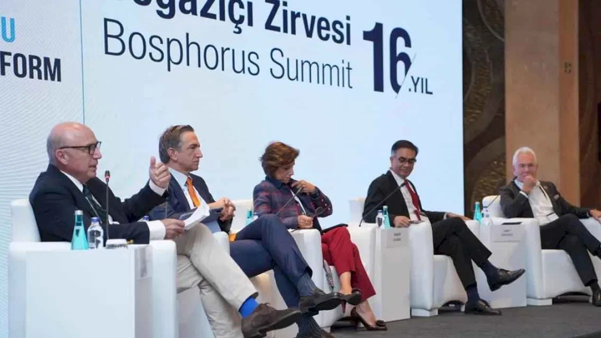 Gençler Sağlık Sigortası Yerine Telefon İstiyorlar