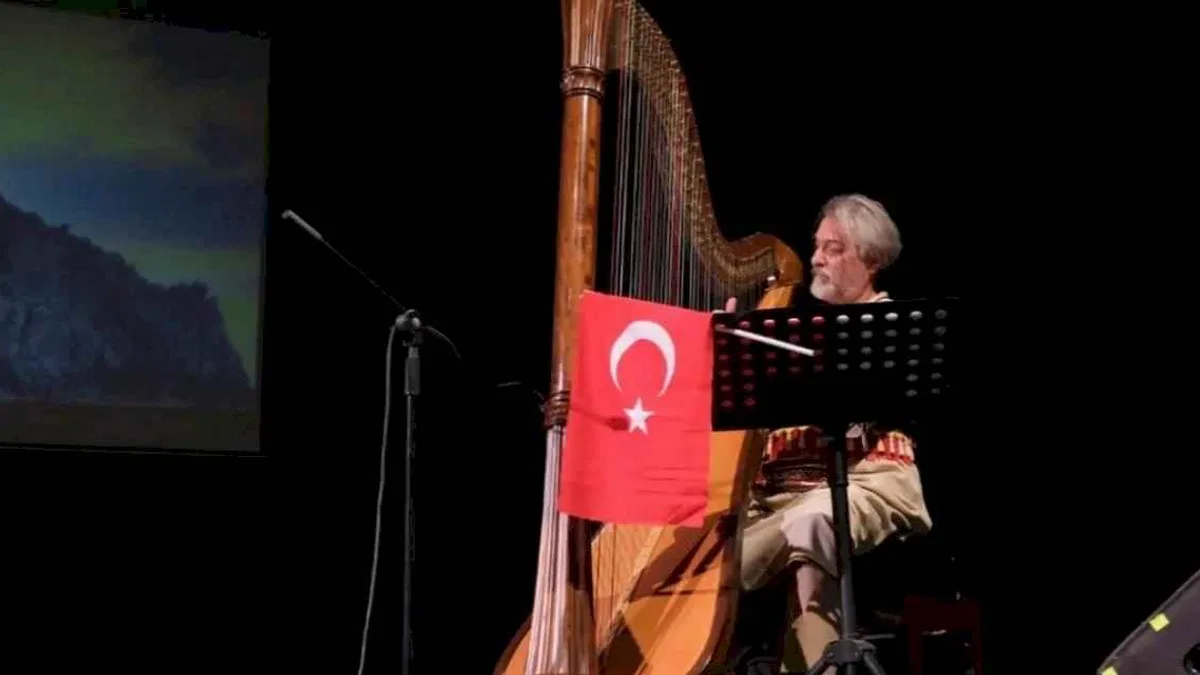Kocaeli Büyükşehir'den muhteşem Cumhuriyet konseri