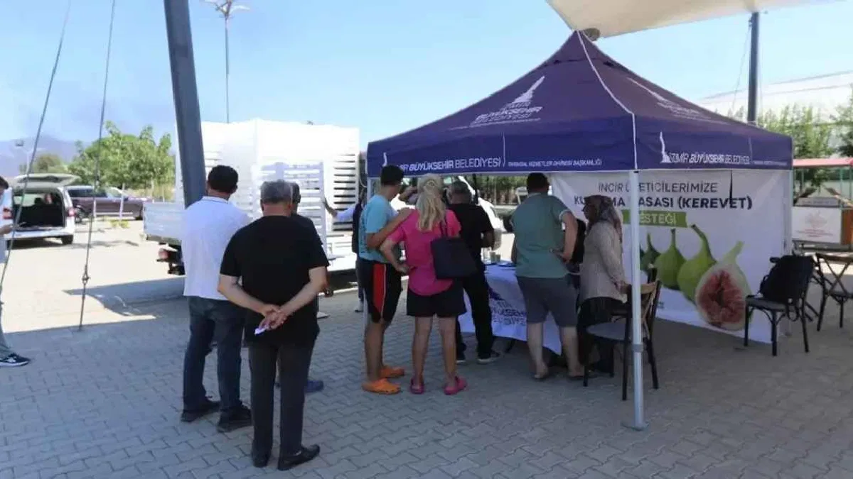 İzmir'de Efes Selçuklu incir üreticisine destek