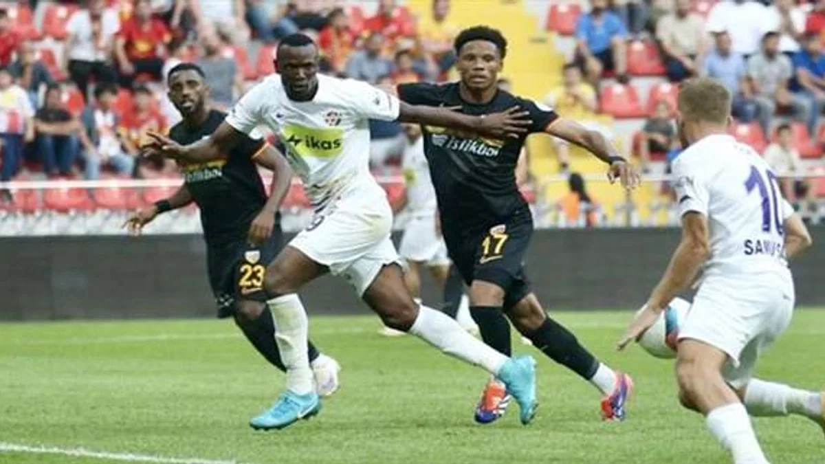 Bellona Kayserispor 2 - 2 ikas Eyüpspor (Maç Sonucu) Kayseri'de puanlar paylaşıldı!