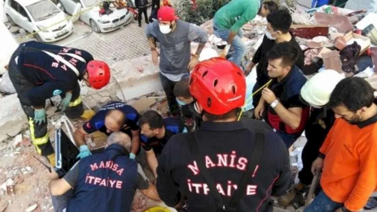 Manisa İtfaiyesi ihtiyaç olan her yerde