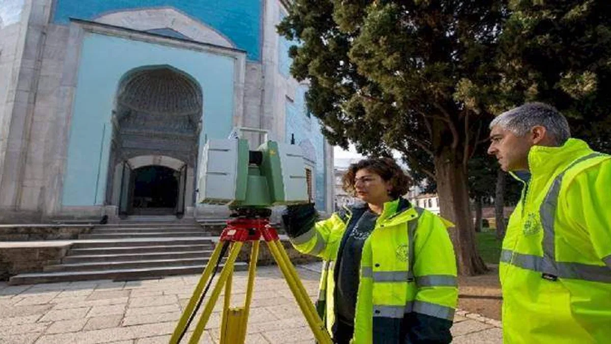 Bursa tarihine lazerli koruma