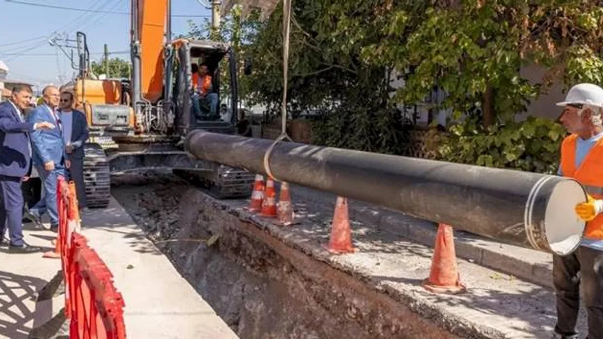 İzmir Sarnıç’ta içme suyu hatları yenileniyor