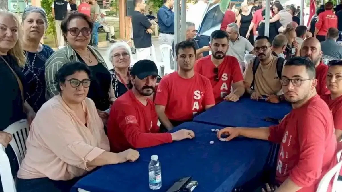 İzmir Karabağlar'da AKUT gönüllüleri dualarla anıldı