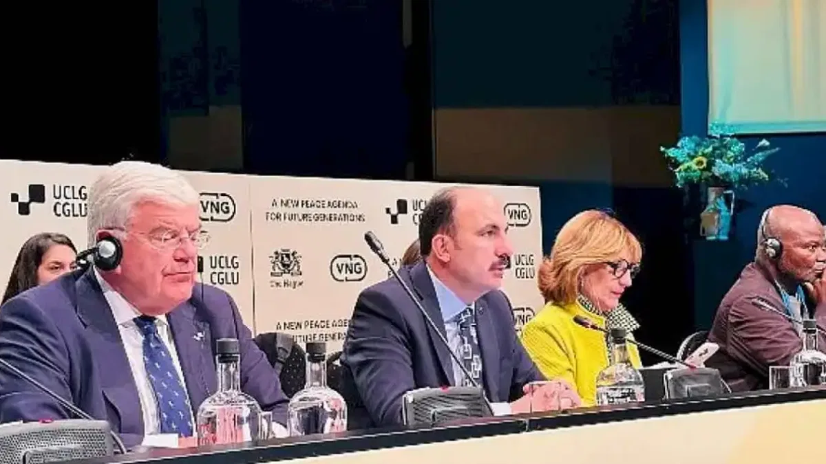 Başkan Altay Uluslararası Ceza Mahkemesi'ne Ev Sahipliği Yapan Lahey'de Herkes İçin Adalet Çağrısında Bulundu