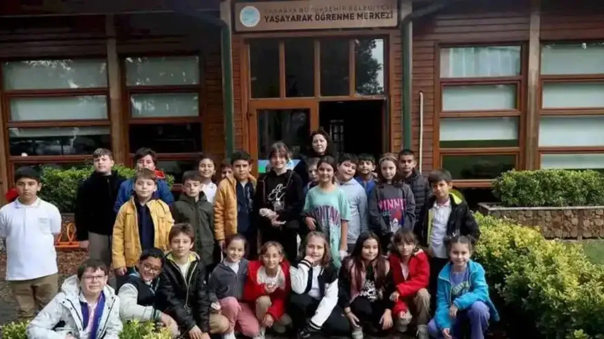 Sakarya Büyükşehir ilkokul öğrencileri ile can dostlarla buluştu