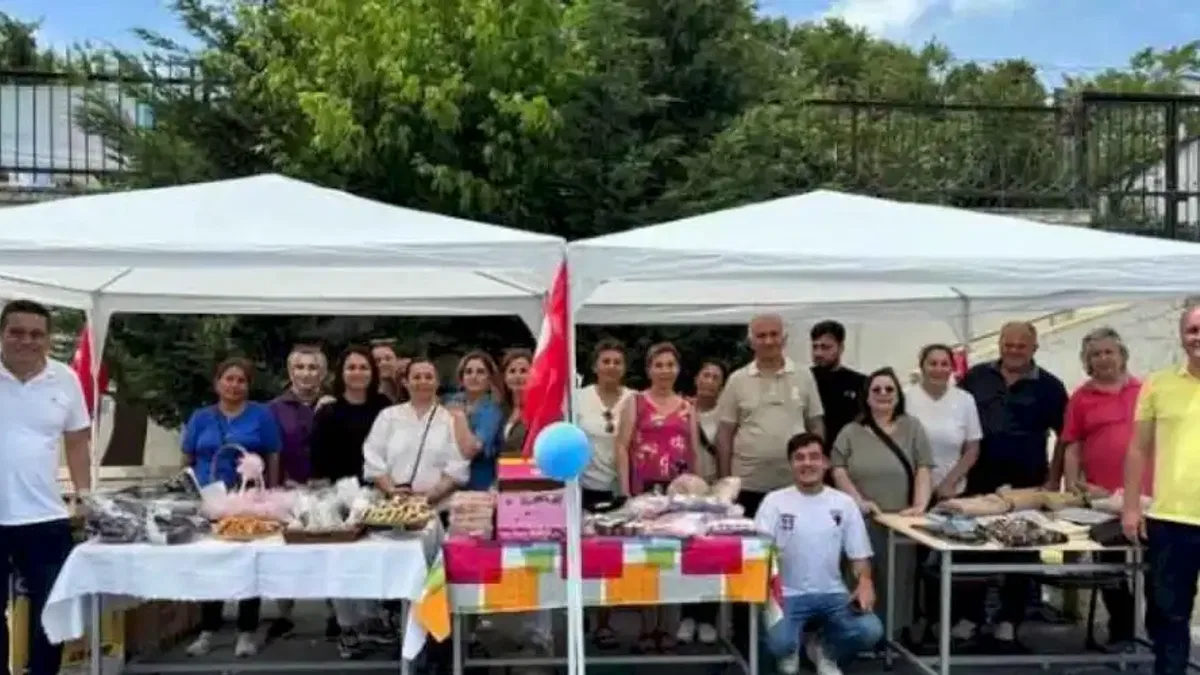 Başkan Kayabaşı Özel Eğitim Mesleki Eğitim Okulu'nun kermesine katıldı
