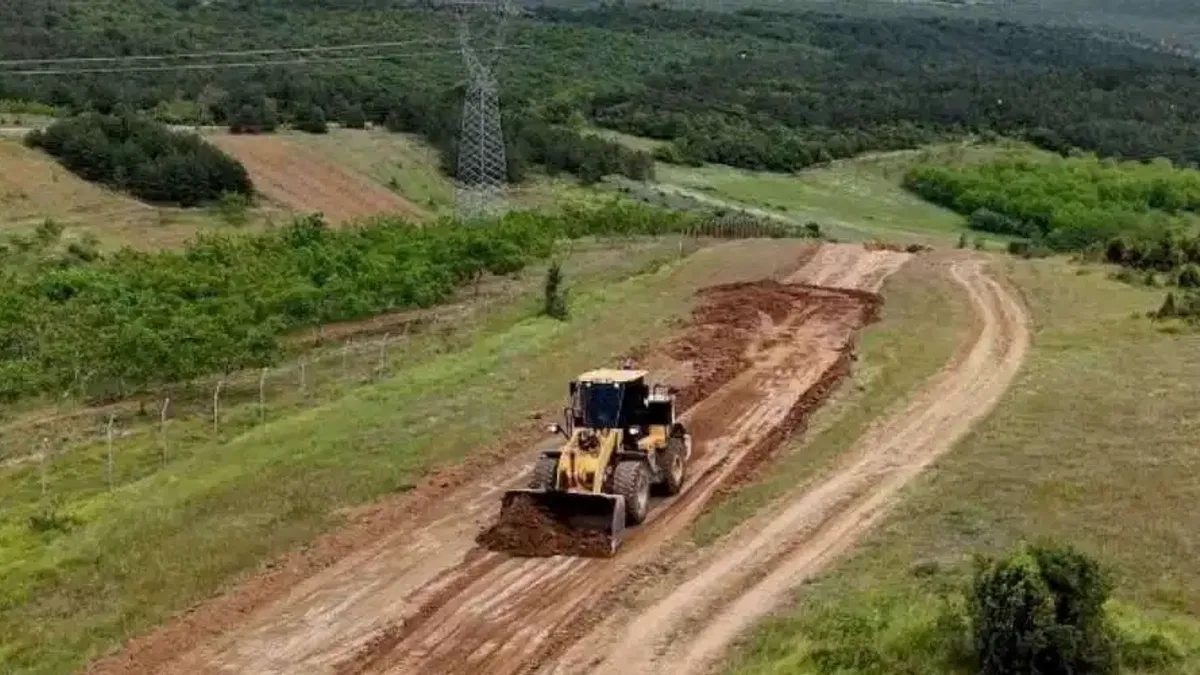 Gebze’de yol çalışmaları sürüyor