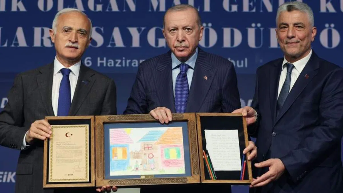 Erdoğan iş dünyasına seslendi: 20 yıl vergi yok