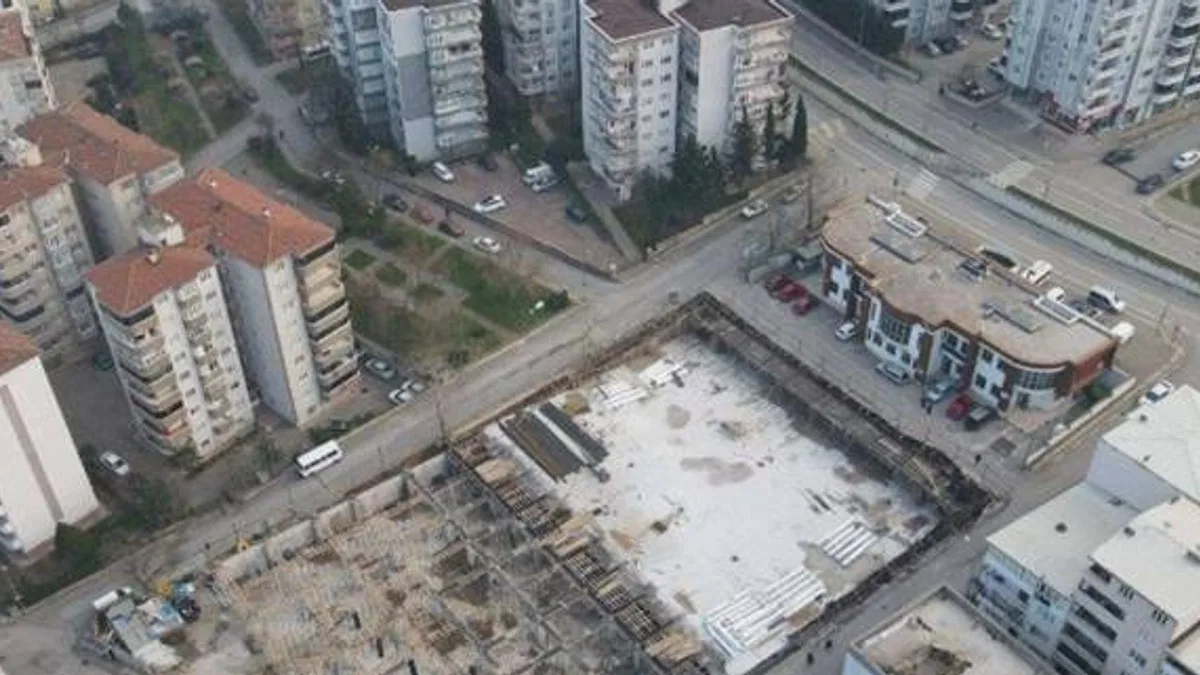 Bursa Yıldırım'da modern pazaryeri şekilleniyor