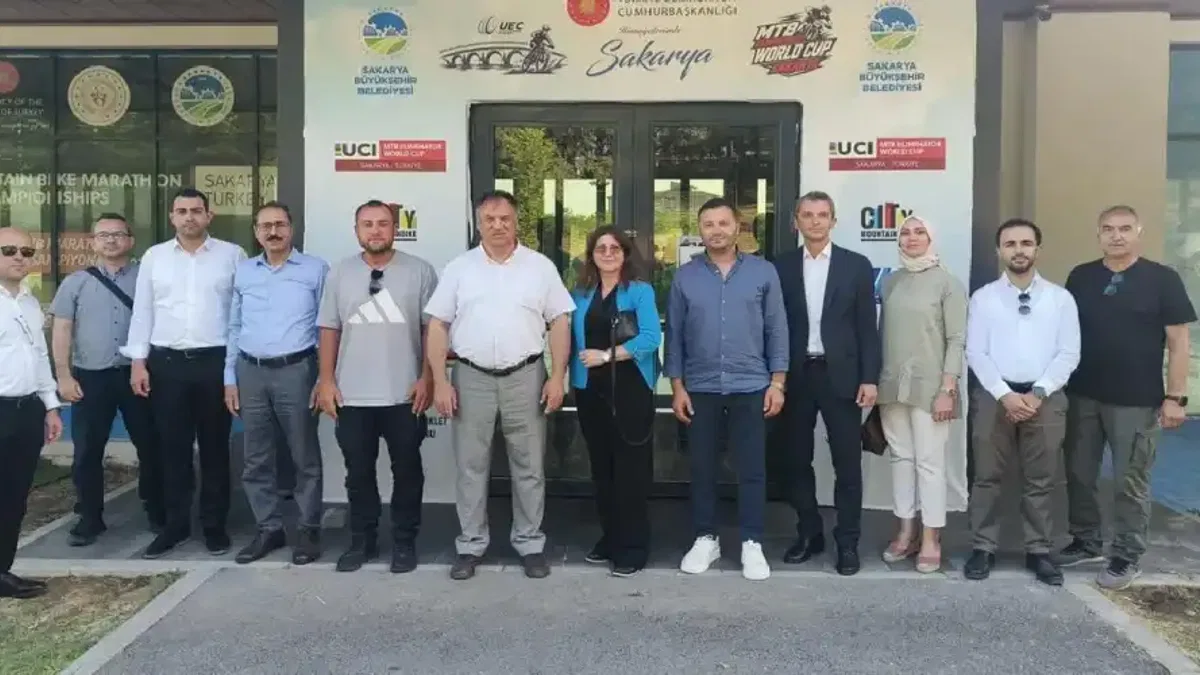 Sakarya’nın akıllı şehir uygulamaları bakanlık heyetinden tam not aldı