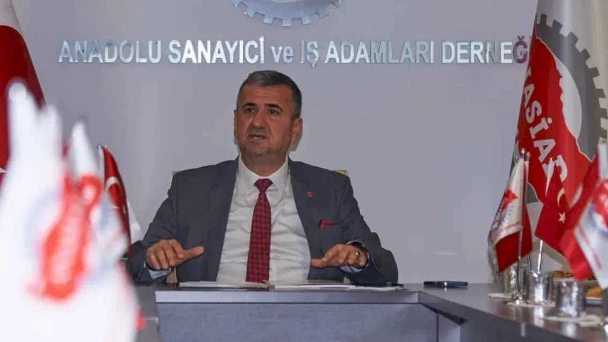 ANASİAD’da Hakan Birkan güven tazeledi