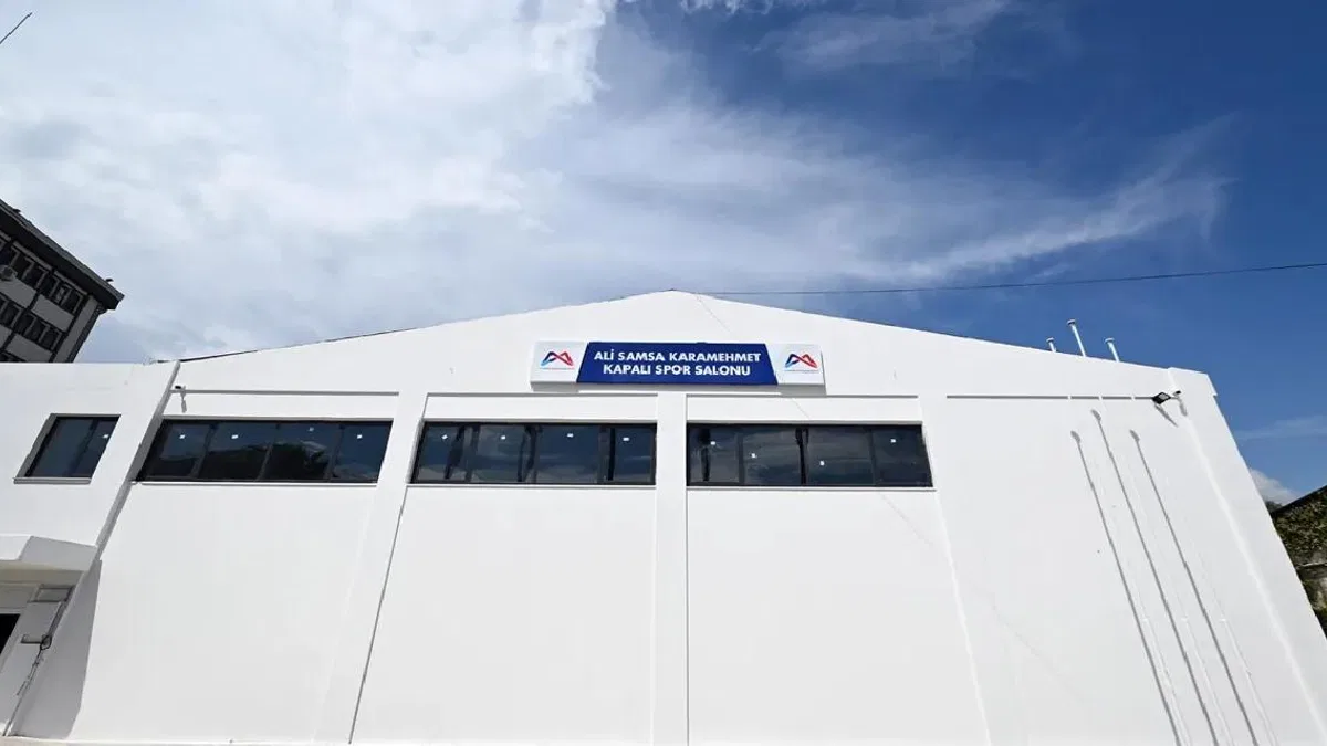Mersin Büyükşehir’den Tarsus’a modern spor tesisi