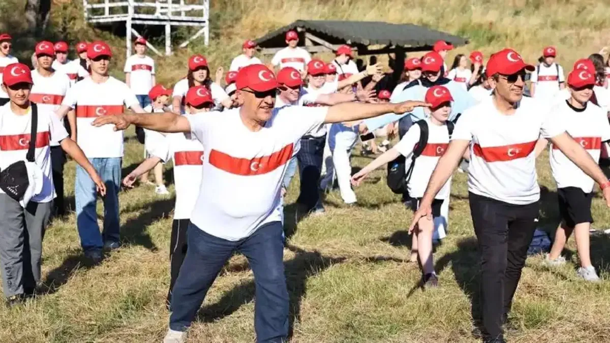 Sakarya'da Altın Çark Gençlik Şöleni Poyrazlar’da gerçekleştirildi