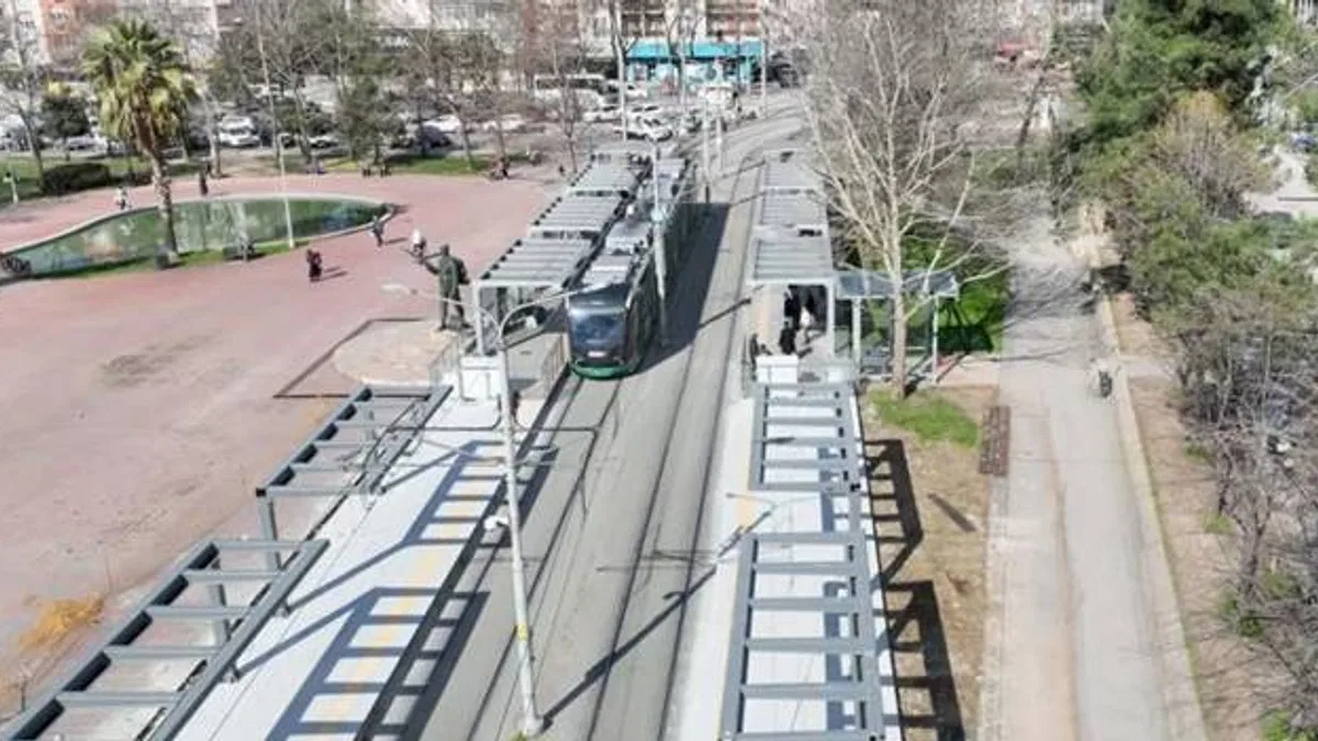 Kocaeli’de tramvaylar çift diziyle 600 yolcu taşıyacak