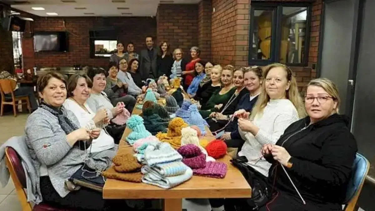 Karşıyaka'da çocuklar için 'Bir Yumak Bir Gülüş' projesi başladı