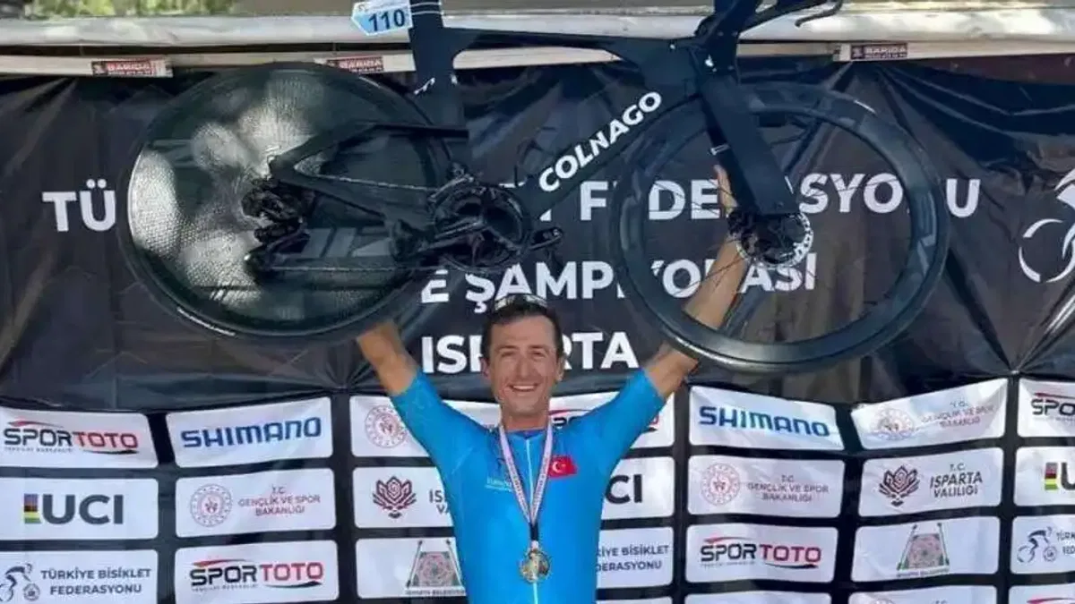 Mudanya'nın bisiklet sporcusu zirveye pedal çevirdi