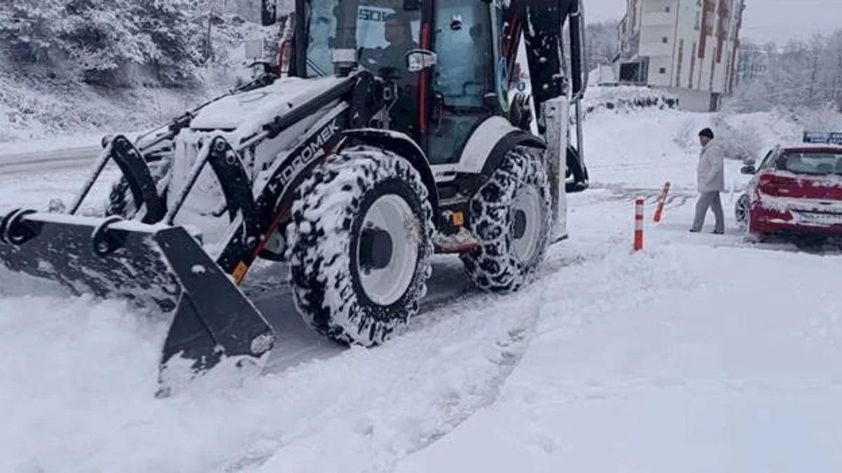 Ordu'da Büyükşehir Ekipleri Karla Mücadele için 7/24 Görev Başında
