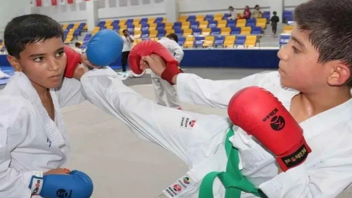 Geleceğin sporcuları Büyükşehir’le yetişiyor