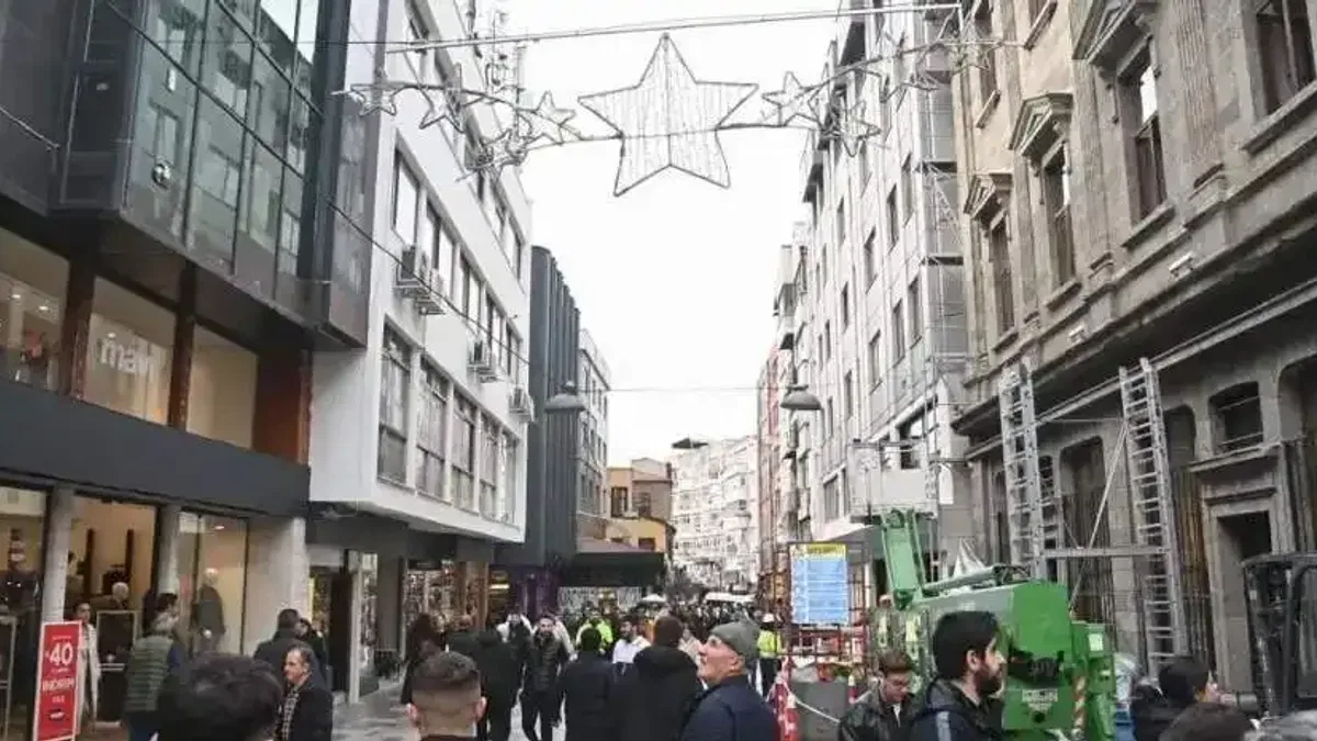 Trabzon'da Uzun Sokak Cephe Sağlıklaştırma Projesi sürüyor