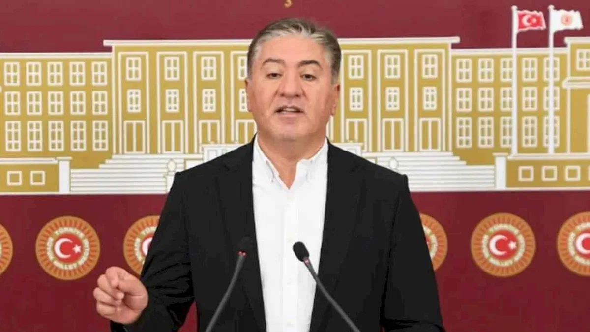 CHP: Yürütmeyi durdurma istemli AYM'ye gideceğiz