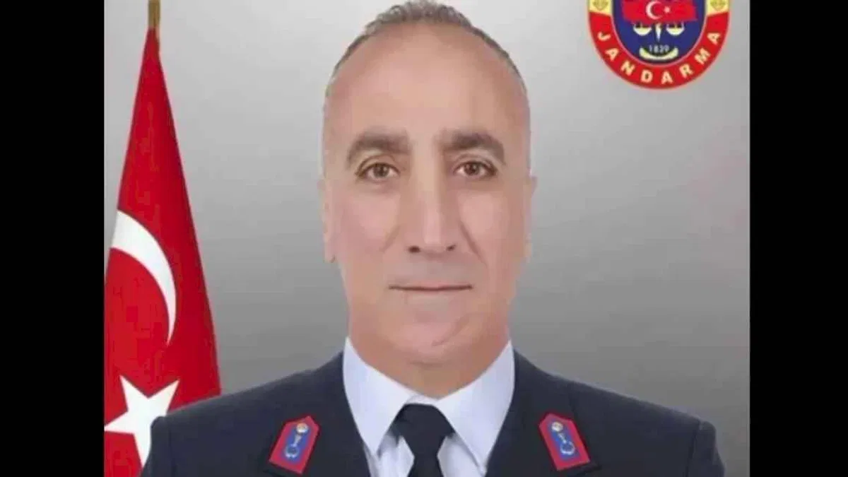Bakan Yerlikaya'dan şehit Jandarma Uzman Çavuş Şükrü Taş için taziye