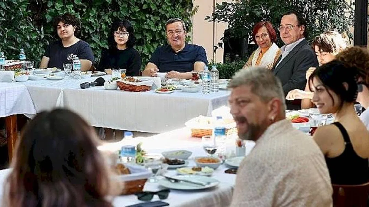 Konak Belediyesi'nin Kursları Üniversite Kazandırdı